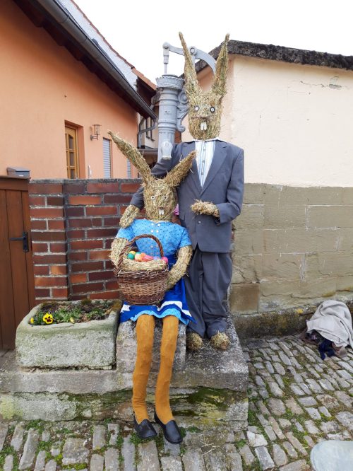 Osterhäsin und Osterhase